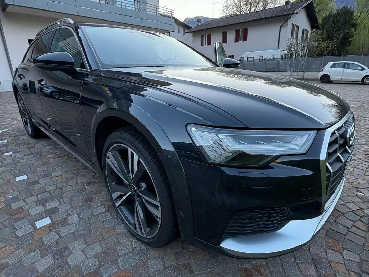 Audi A6 allroad A6 V 2019 Allroad 45 3.0 TDI Modrá - 1