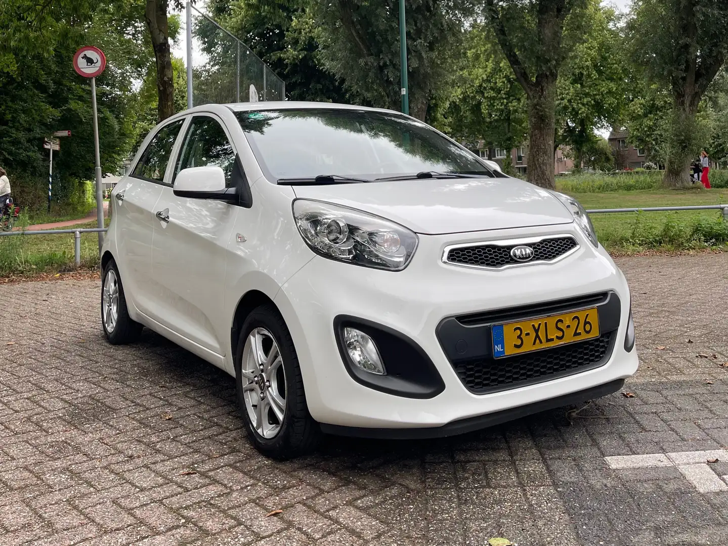 Kia Picanto Picanto 1.0 CVVT BusinessL. Blanco - 2