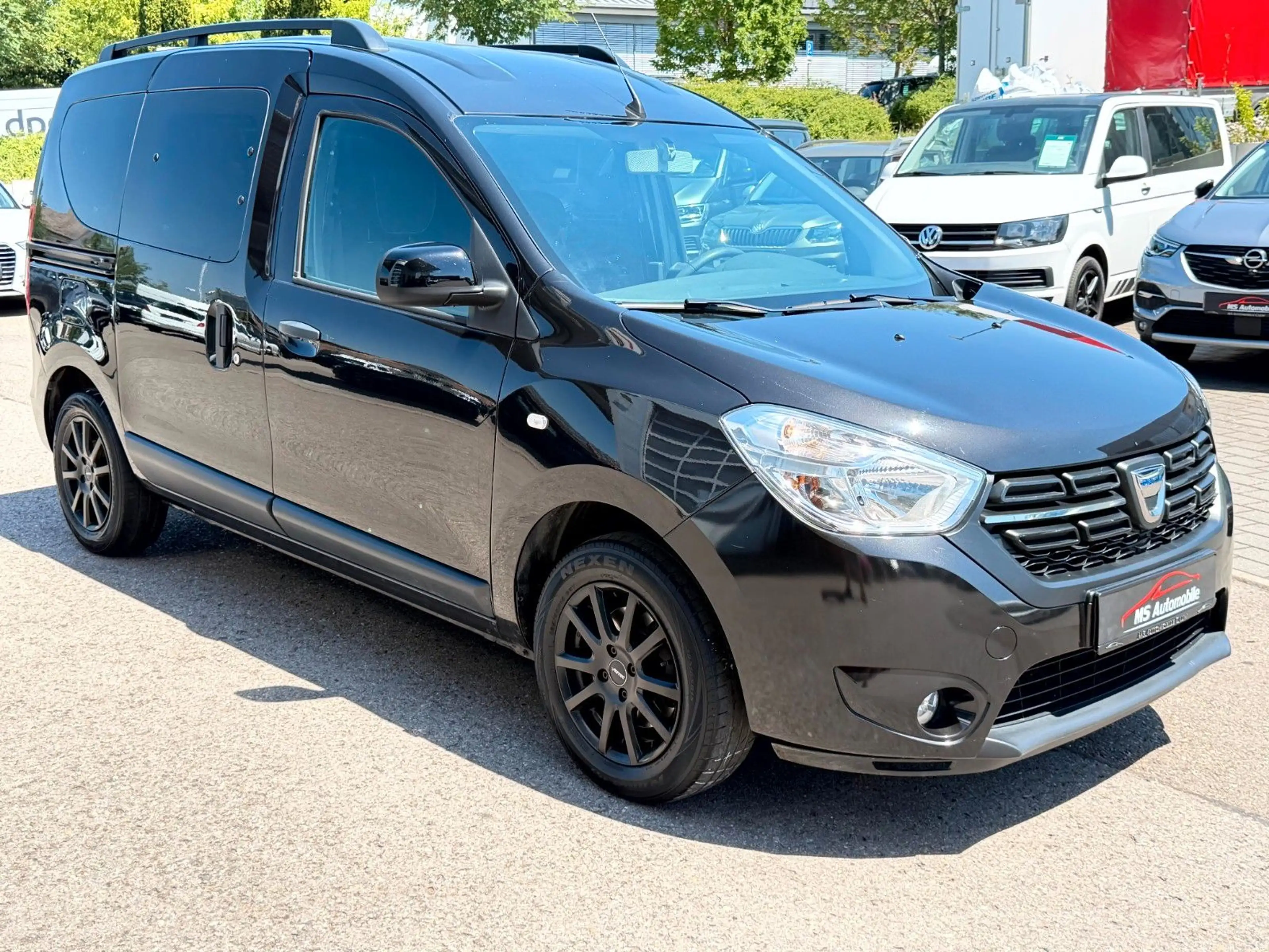 Dacia Dokker TCe 130 Comfort Navi_Kamera_Klima_5 Sitze — photo 4