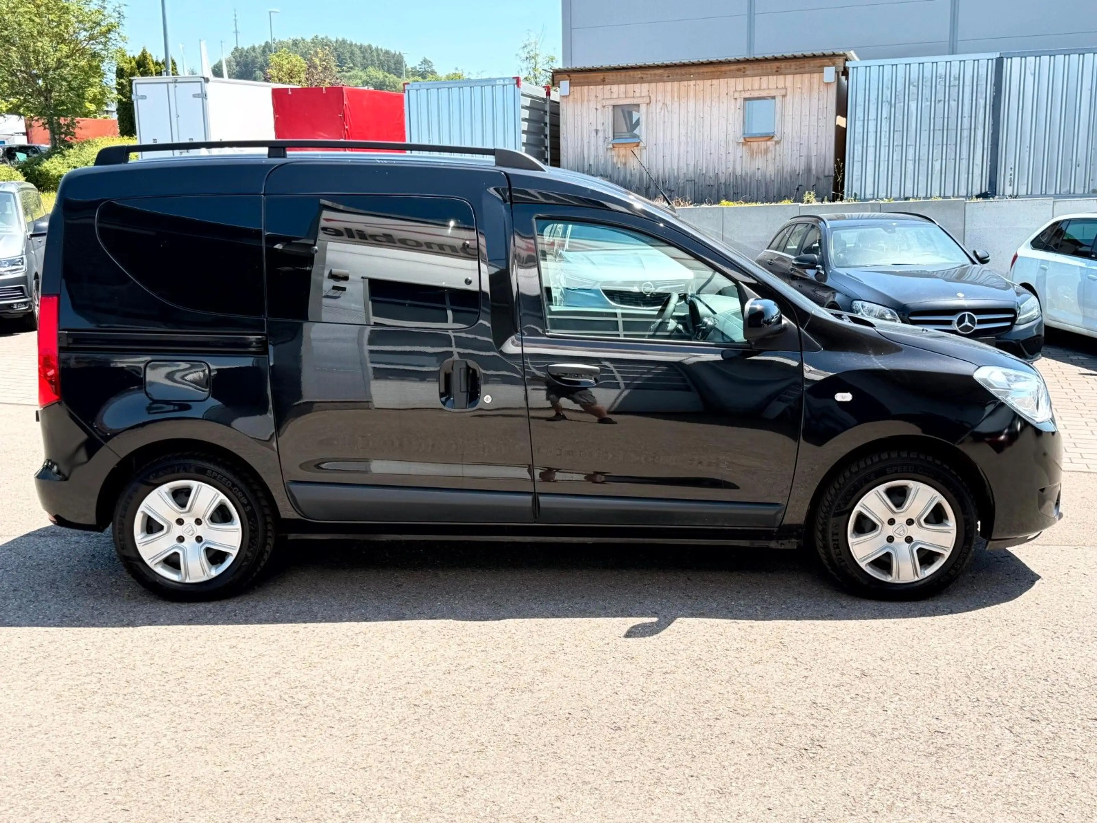 Dacia Dokker TCe 130 Comfort Navi_Kamera_Klima_5 Sitze — photo 11
