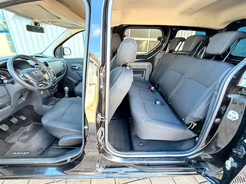 Dacia Dokker TCe 130 Comfort Navi_Kamera_Klima_5 Sitze — photo 13