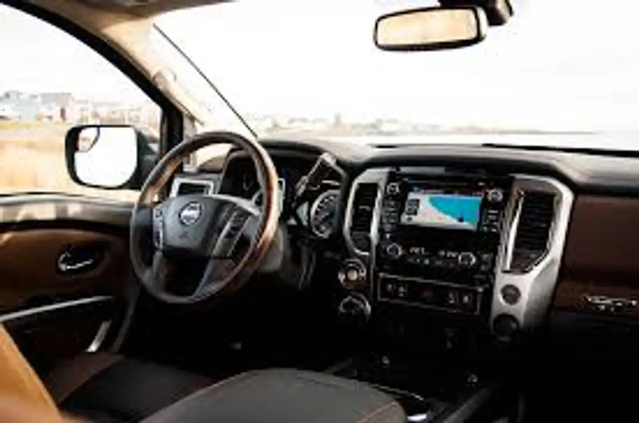 Nissan Titan снимка Nissan Titan