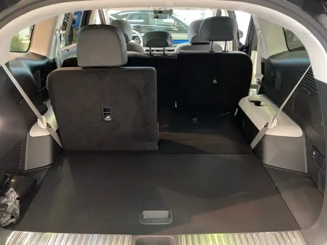 Hyundai IONIQ 9 Calligraphy 110 kWh 4WD Ansicht 10