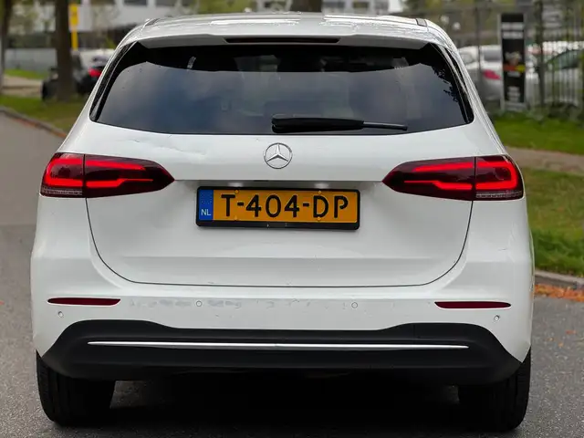 Mercedes-Benz B-Class view 9
