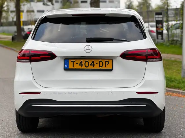 Mercedes-Benz B-Class view 14