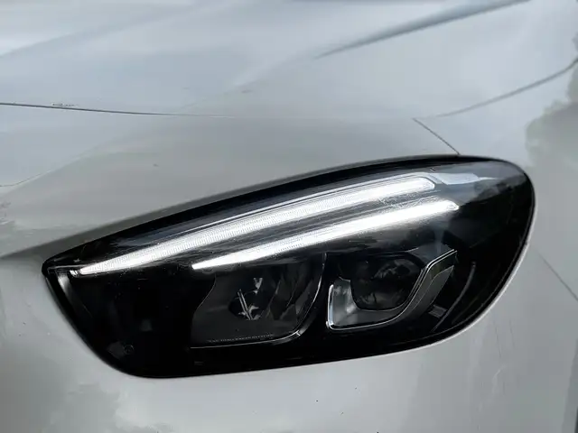 Mercedes-Benz B-Class view 2
