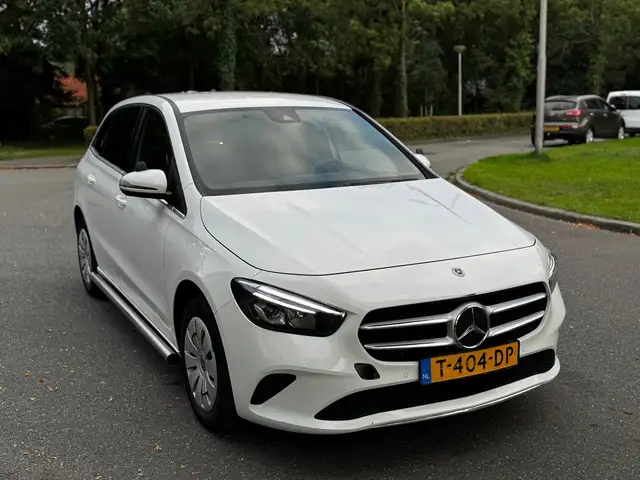 Mercedes-Benz B-Class view 11