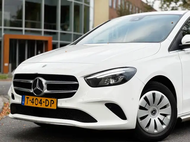 Mercedes-Benz B-Class view 26