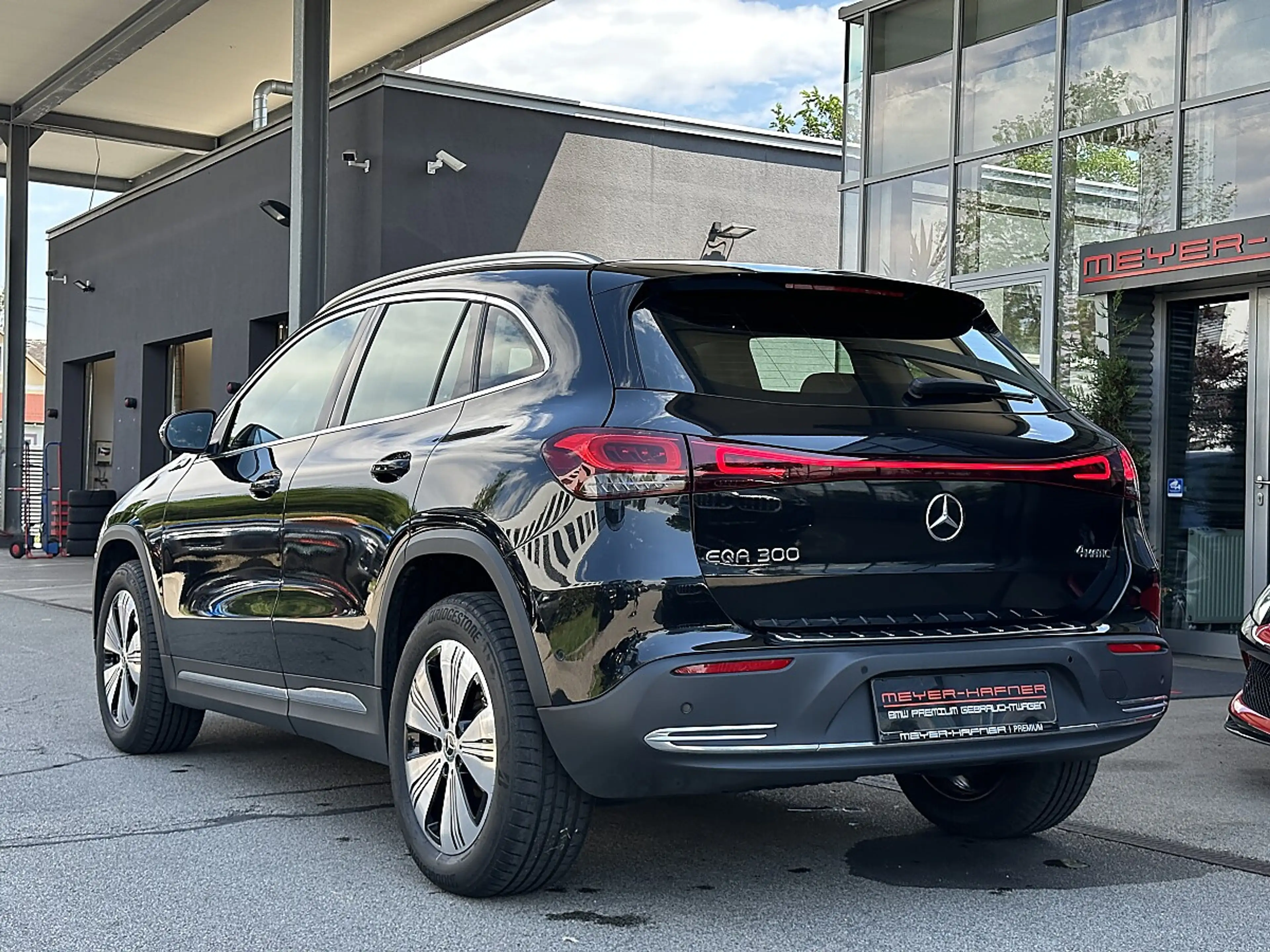 Mercedes-Benz EQA 300 4MATIC Progressive Aut. / AHK / RFK / SZH /... — photo 8