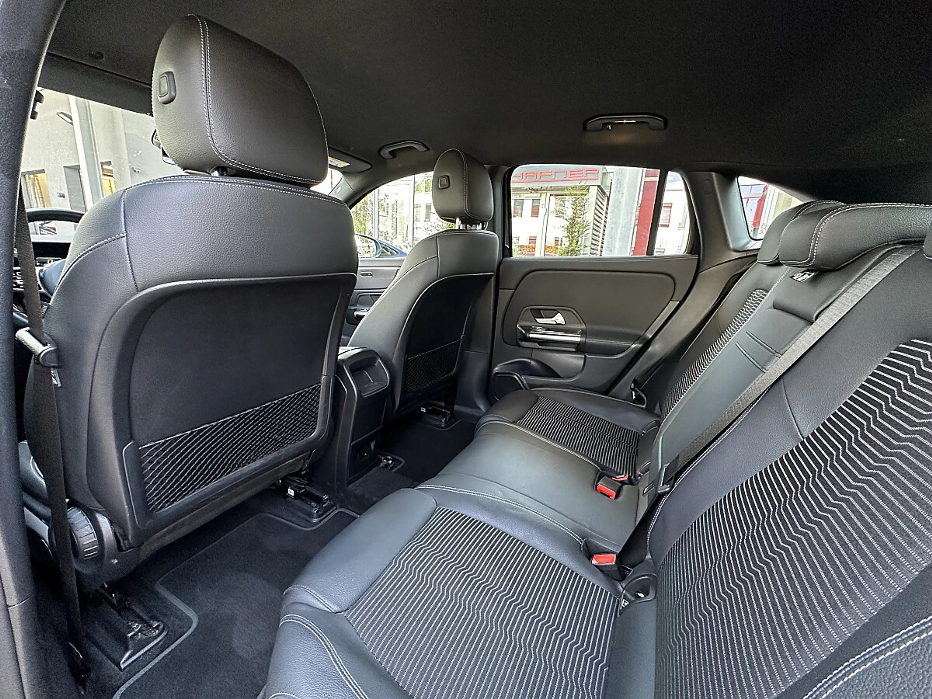 Mercedes-Benz EQA 300 4MATIC Progressive Aut. / AHK / RFK / SZH /... — photo 15