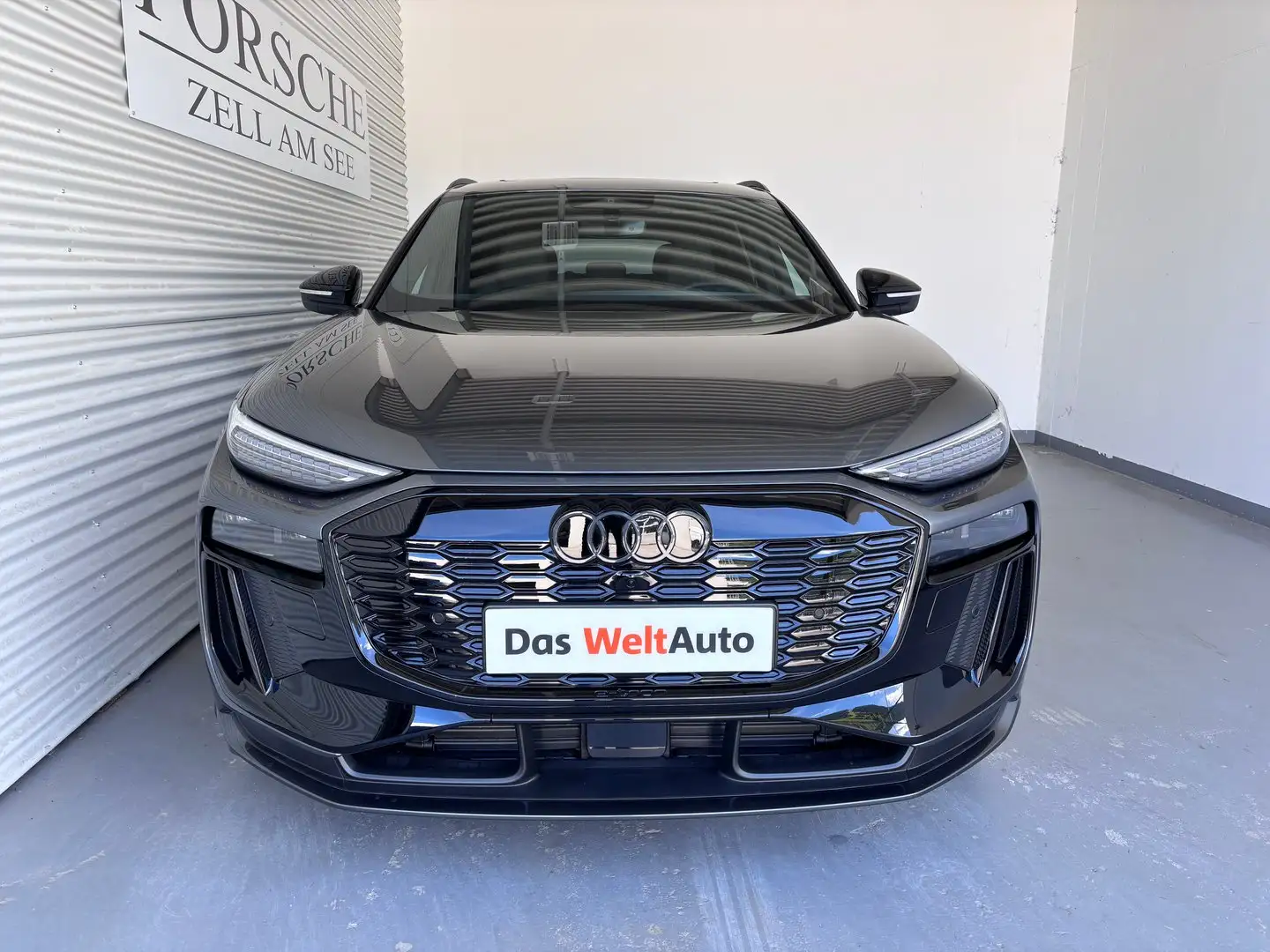 Audi Q6 e-tron e-tron quattro Grau - 2