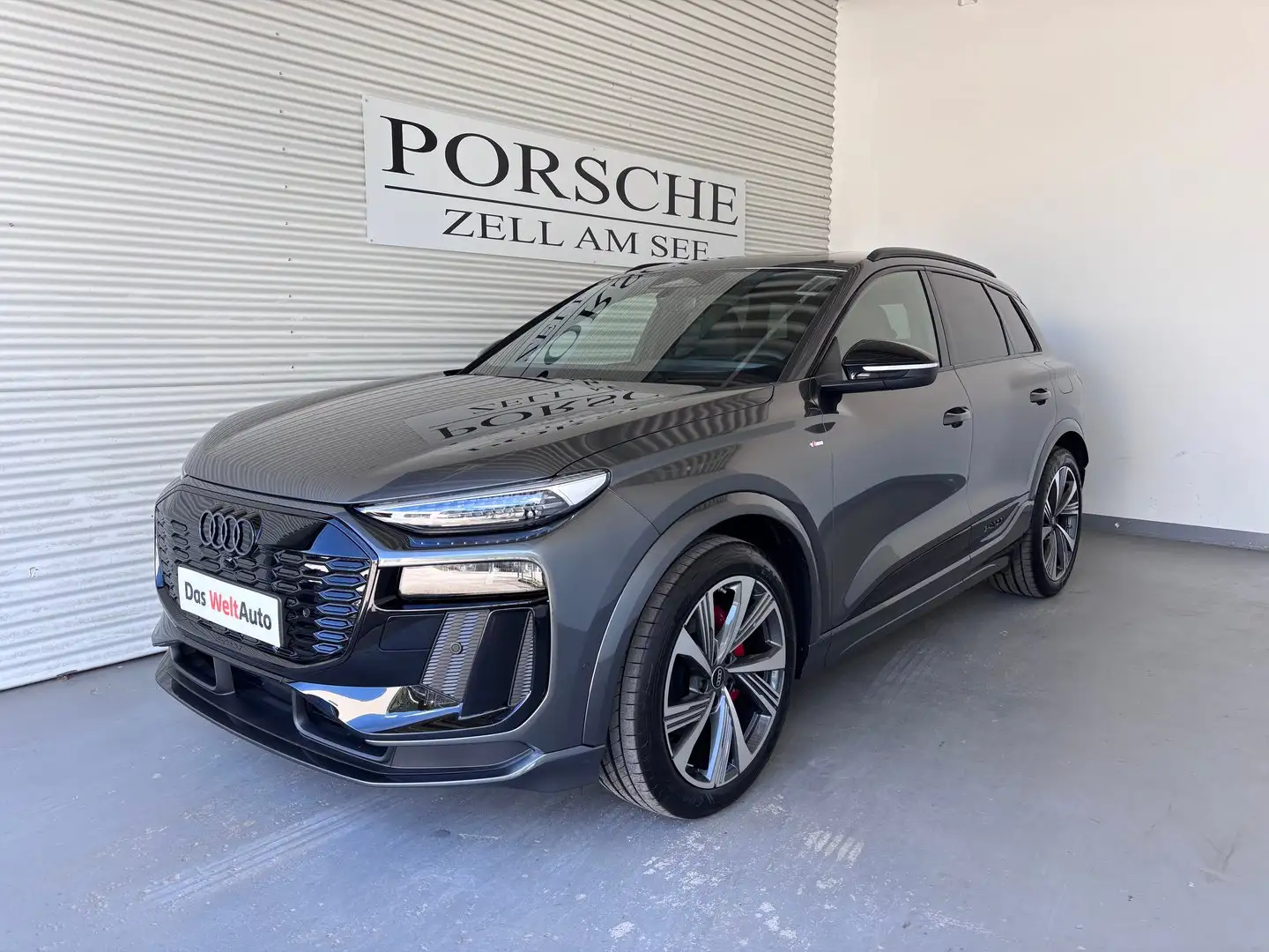 Audi Q6 e-tron e-tron quattro Grau - 1