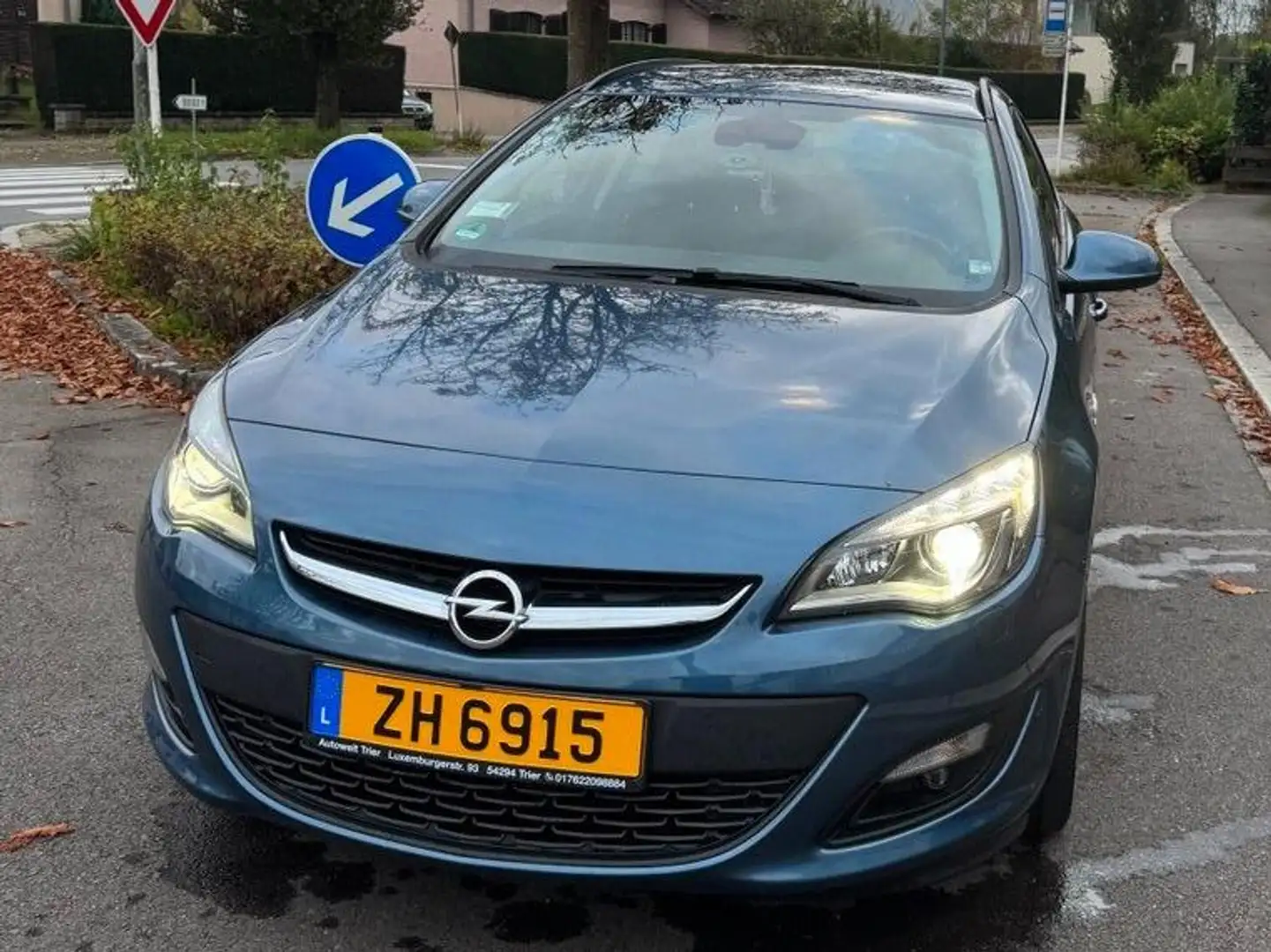 Opel Astra Astra 2.0 CDTI SportsTourer - 2014 Bleu - 1