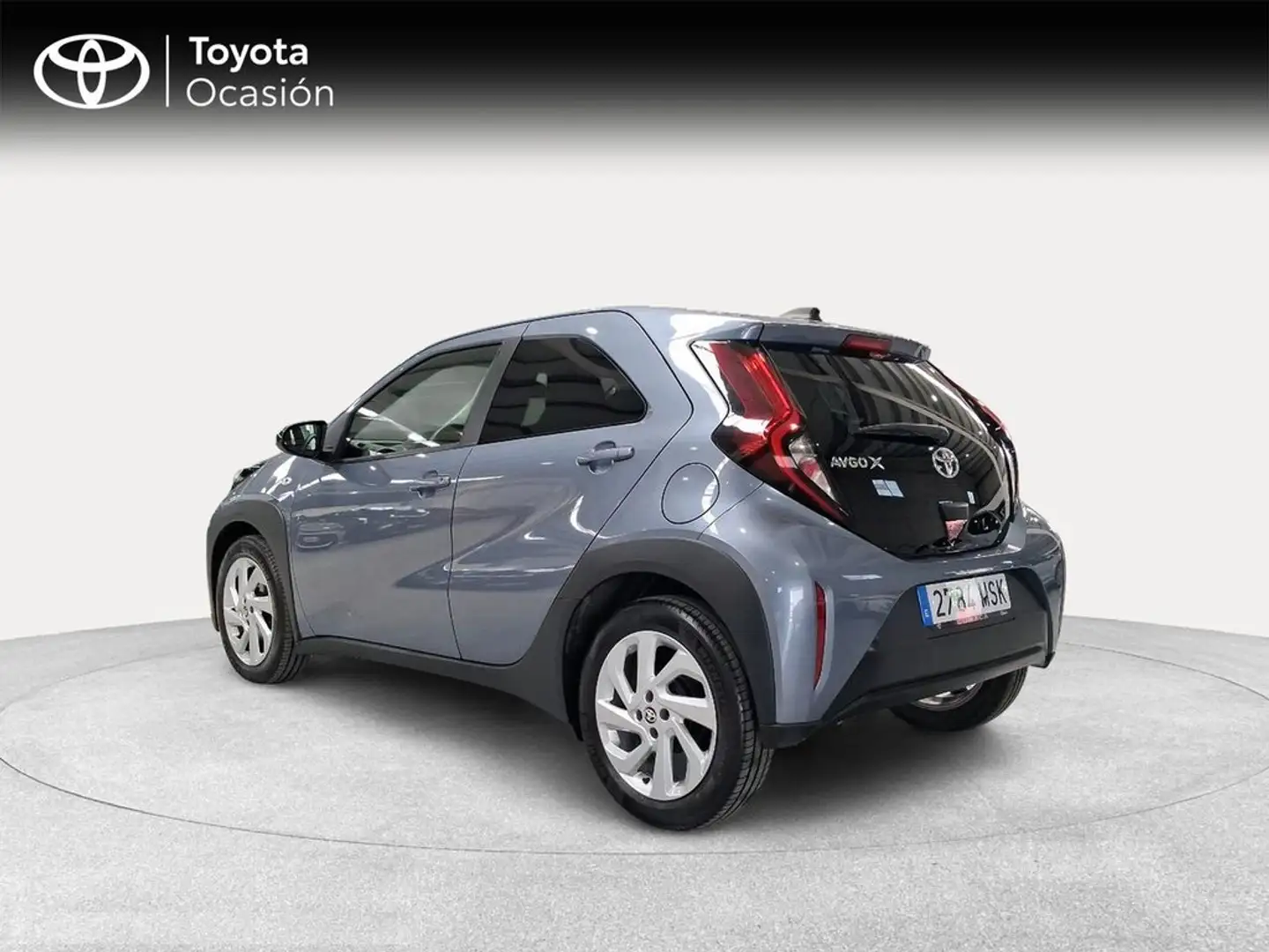 Toyota Aygo X 1.0 VVT-I 72CV Play Gris - 2