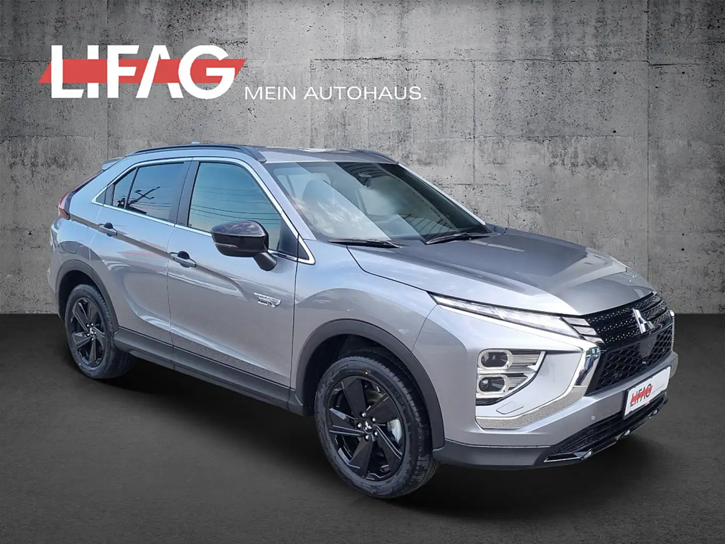 Mitsubishi Eclipse Cross 2,4 PHEV 4x4 Intense+ Autom. *ab € 35.990,-* Grau - 1