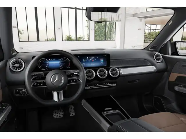 Mercedes-Benz GLB view 7