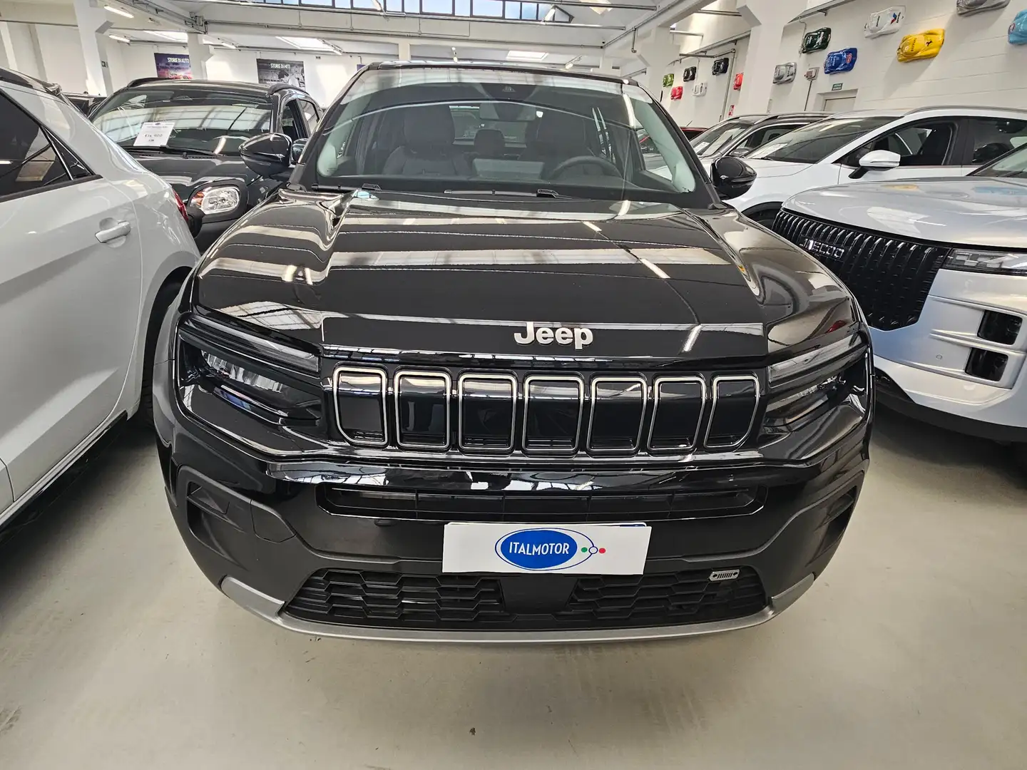 Jeep Avenger Avenger 1.2 turbo e-hybrid mhev Altitude edct6 Schwarz - 2