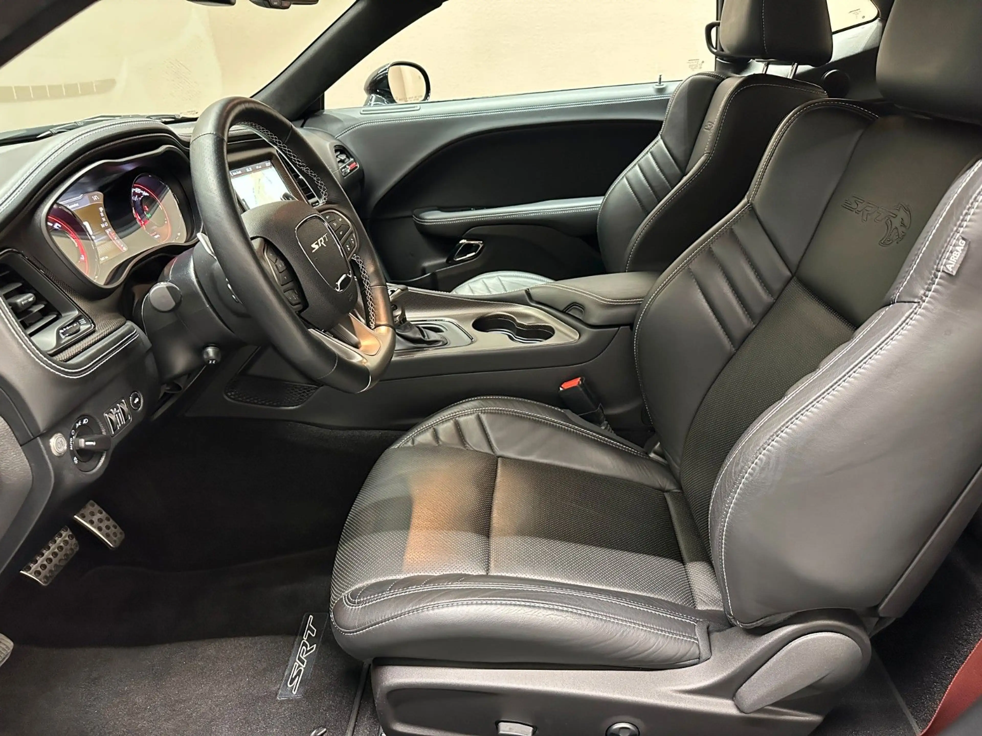 Dodge Challenger SRT**HELLCAT JAILBREAK**LAST CALL** — photo 14