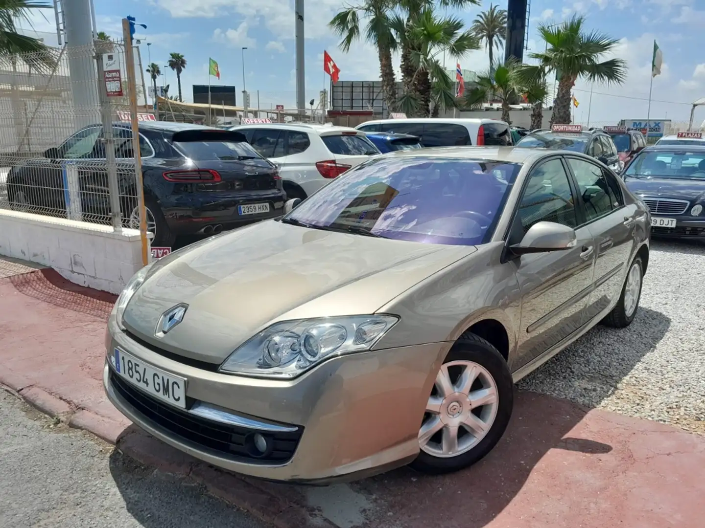 Renault Laguna 1.5dCi Expression Techno Коричневий - 1