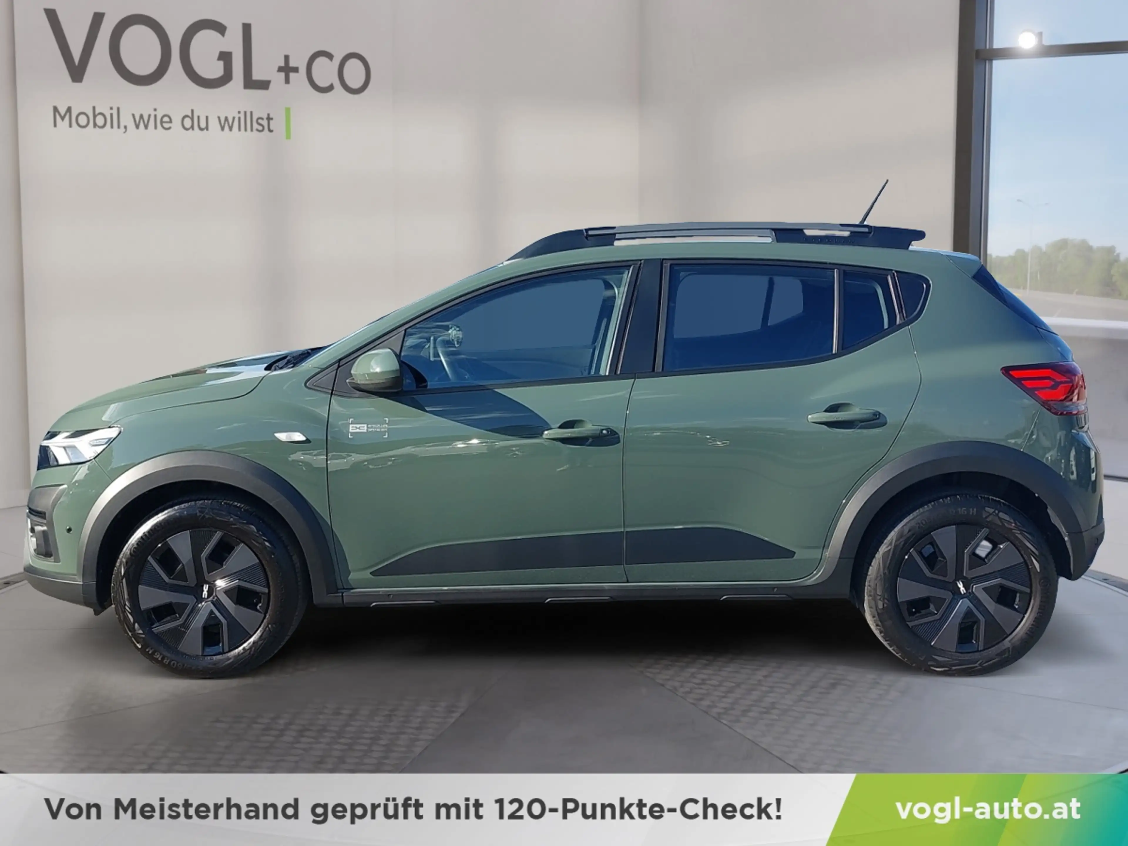 Dacia Sandero Stepway Expression 1.0 TCe 90 — photo 2