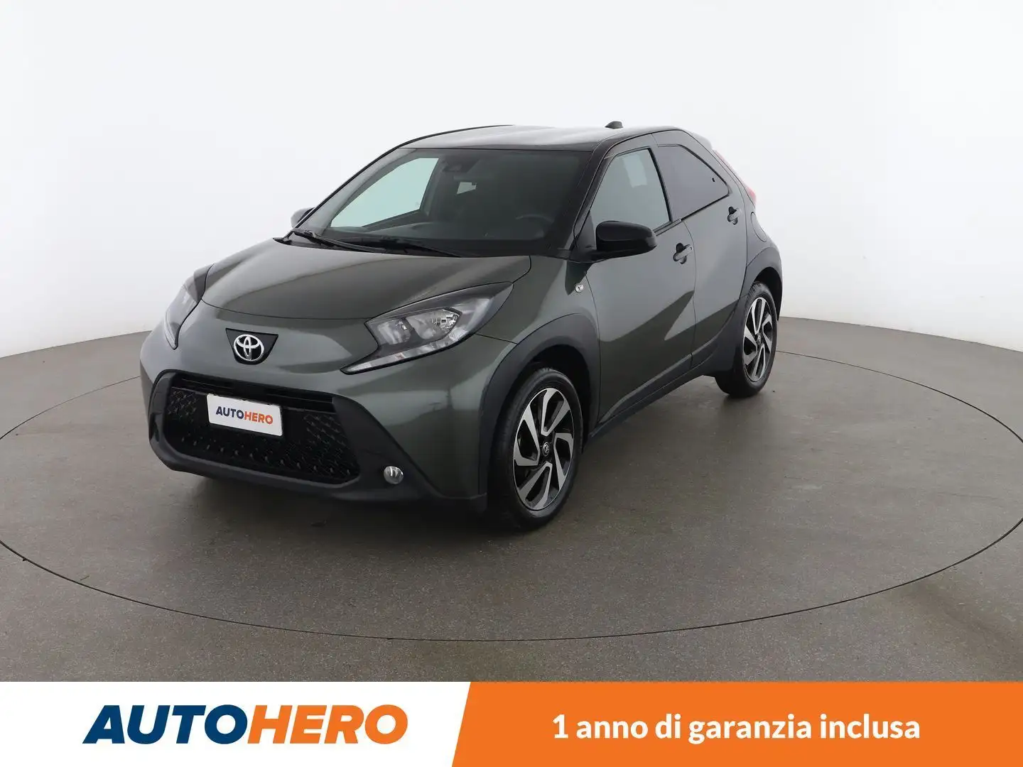 Toyota Aygo X 1.0 Trend 72 CV Verde - 1