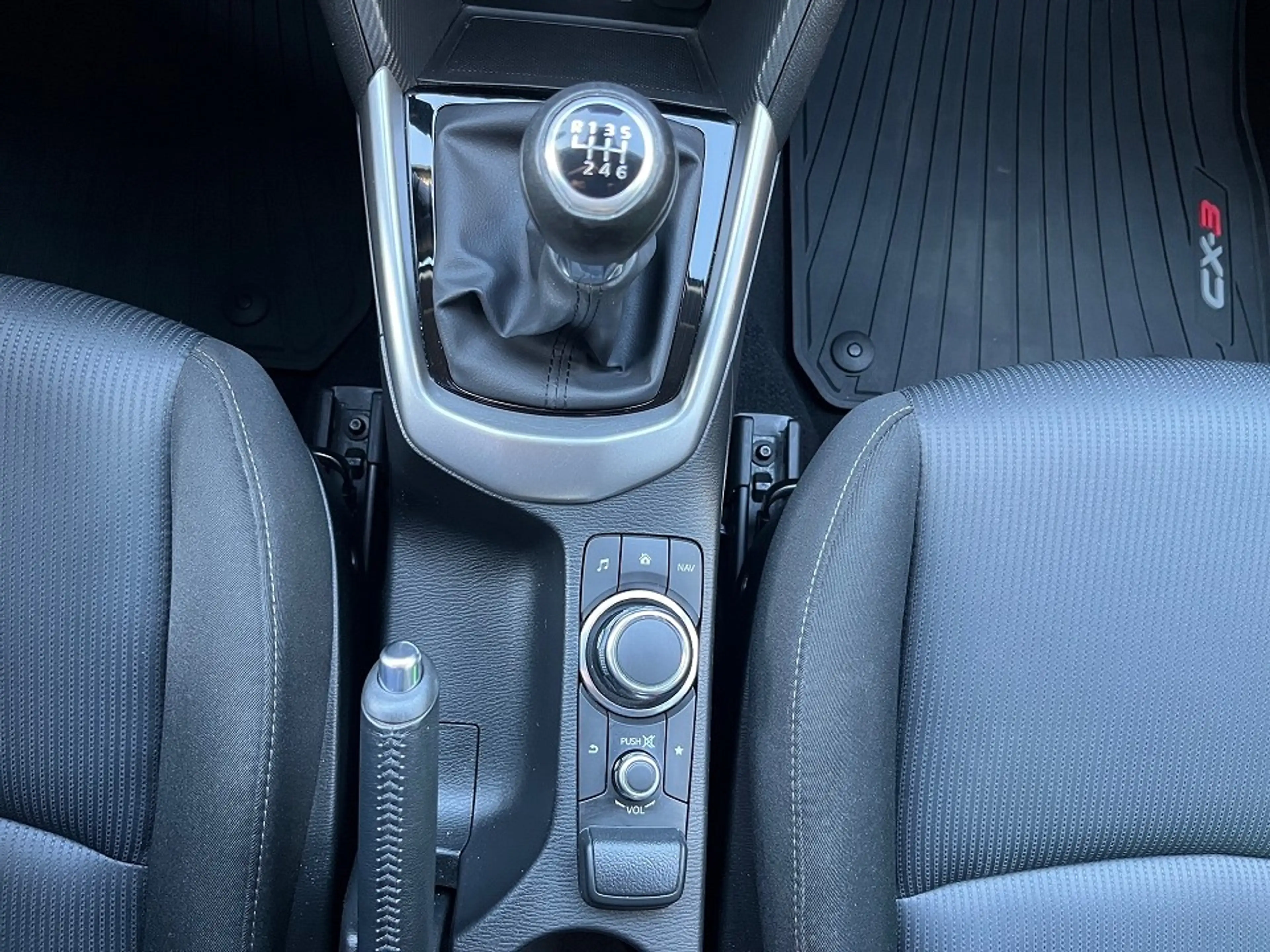 Mazda CX-3 2.0L SKYACTIV-G (121 hp) Kizoku AAC Navi MFL SHZ P — photo 11