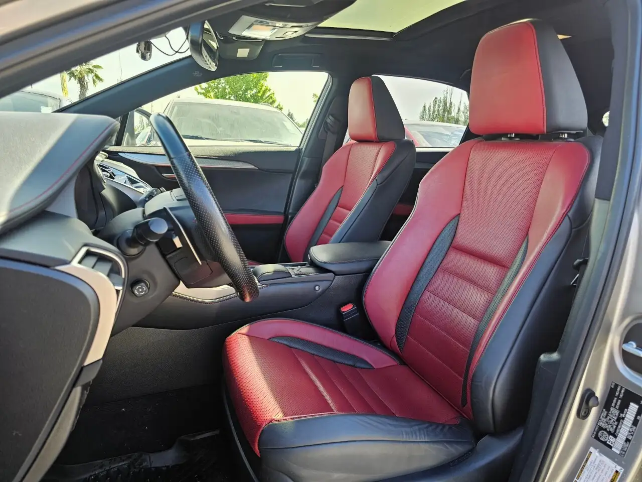 Lexus NX снимка Lexus NX