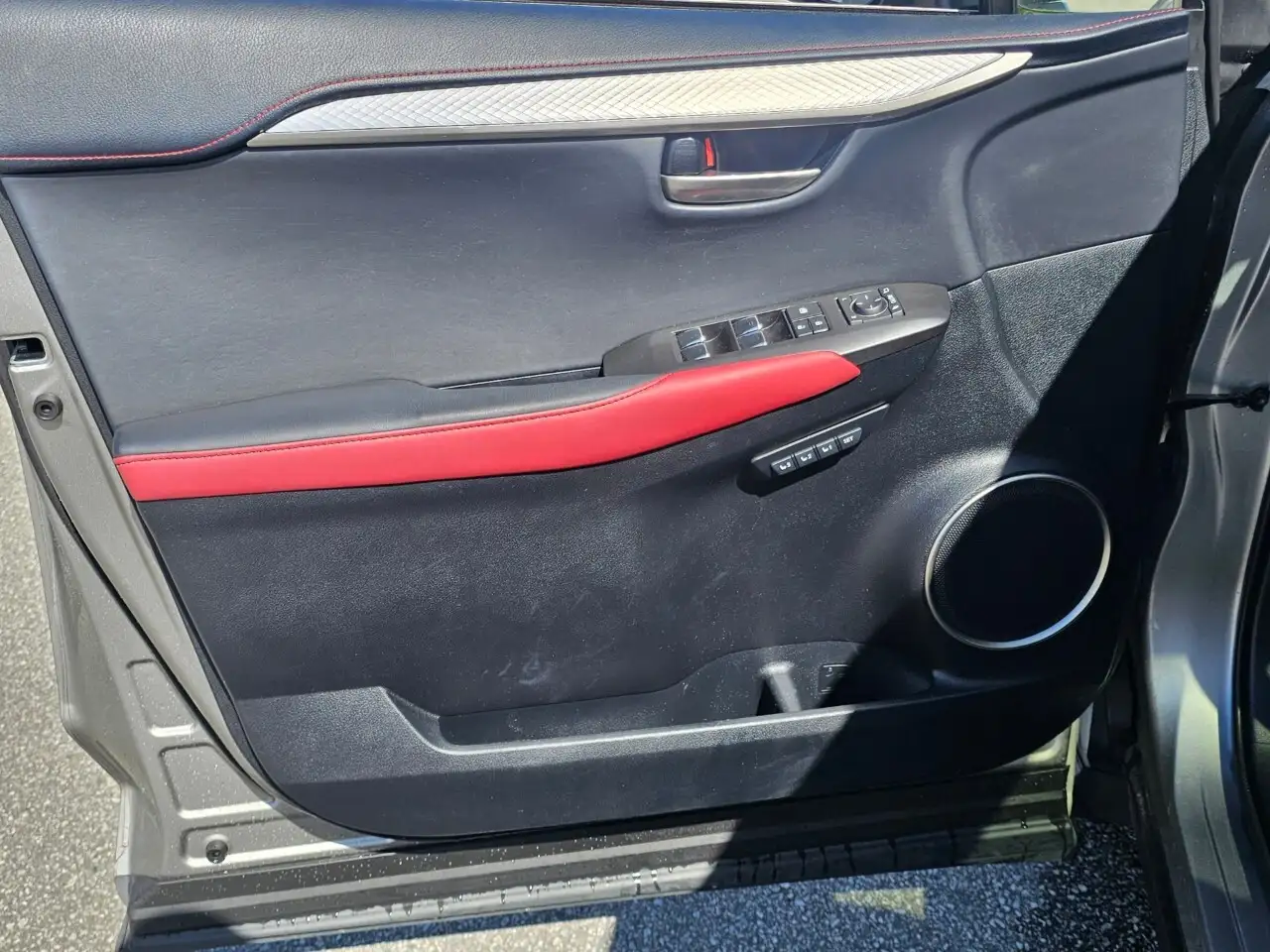 Lexus NX снимка Lexus NX
