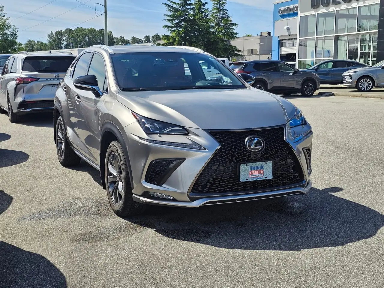 Lexus NX снимка Lexus NX