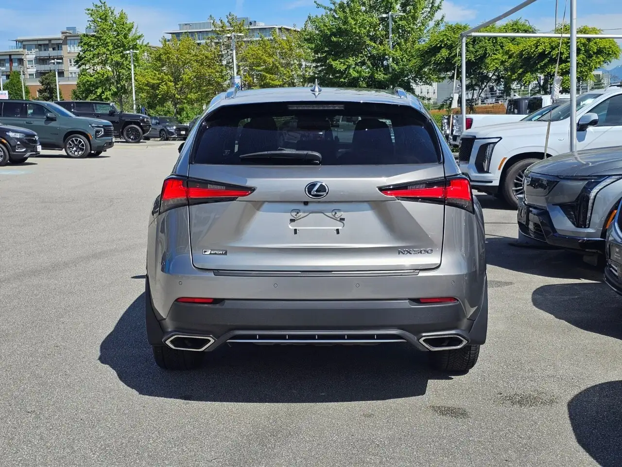 Lexus NX снимка Lexus NX