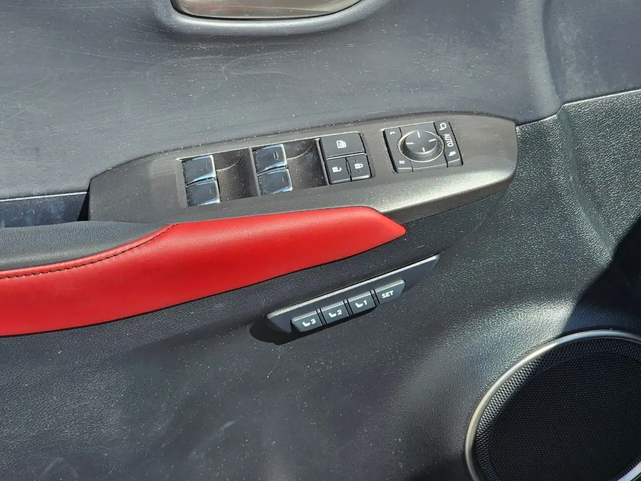 Lexus NX снимка Lexus NX
