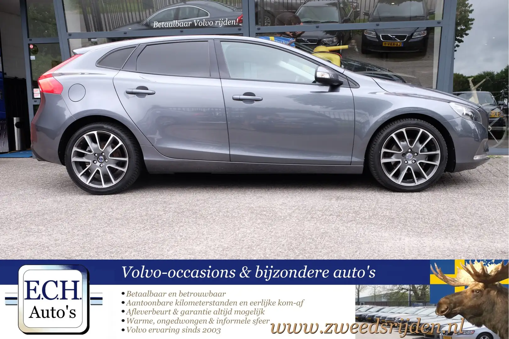 Volvo V40 T3 150 pk Airco, Navi, Cruise, Bluetooth, Trekhaak Grau - 2