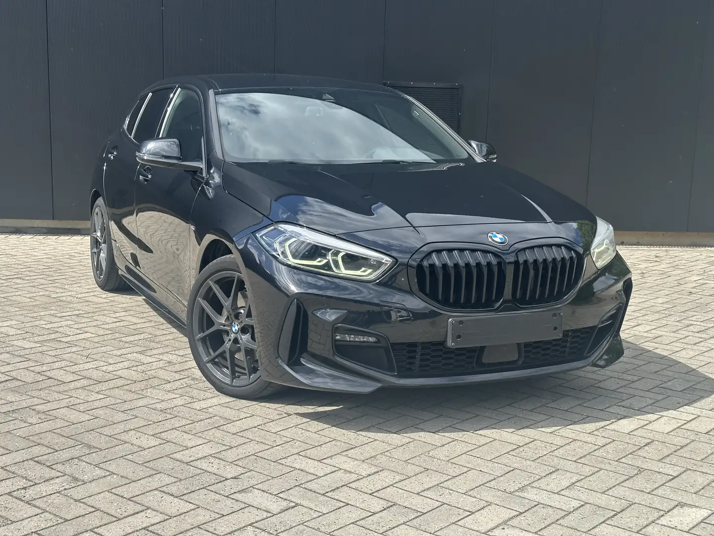 BMW 118 118i Aut. M Sport / Automaat / Noir - 1
