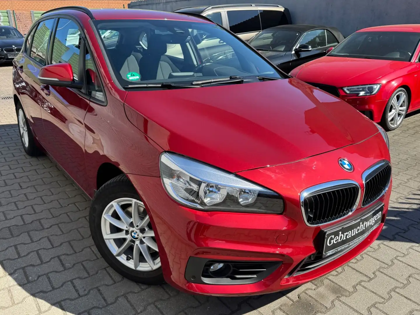 BMW 216 d Active Tourer 1. Hand GARANTIE Rot - 2