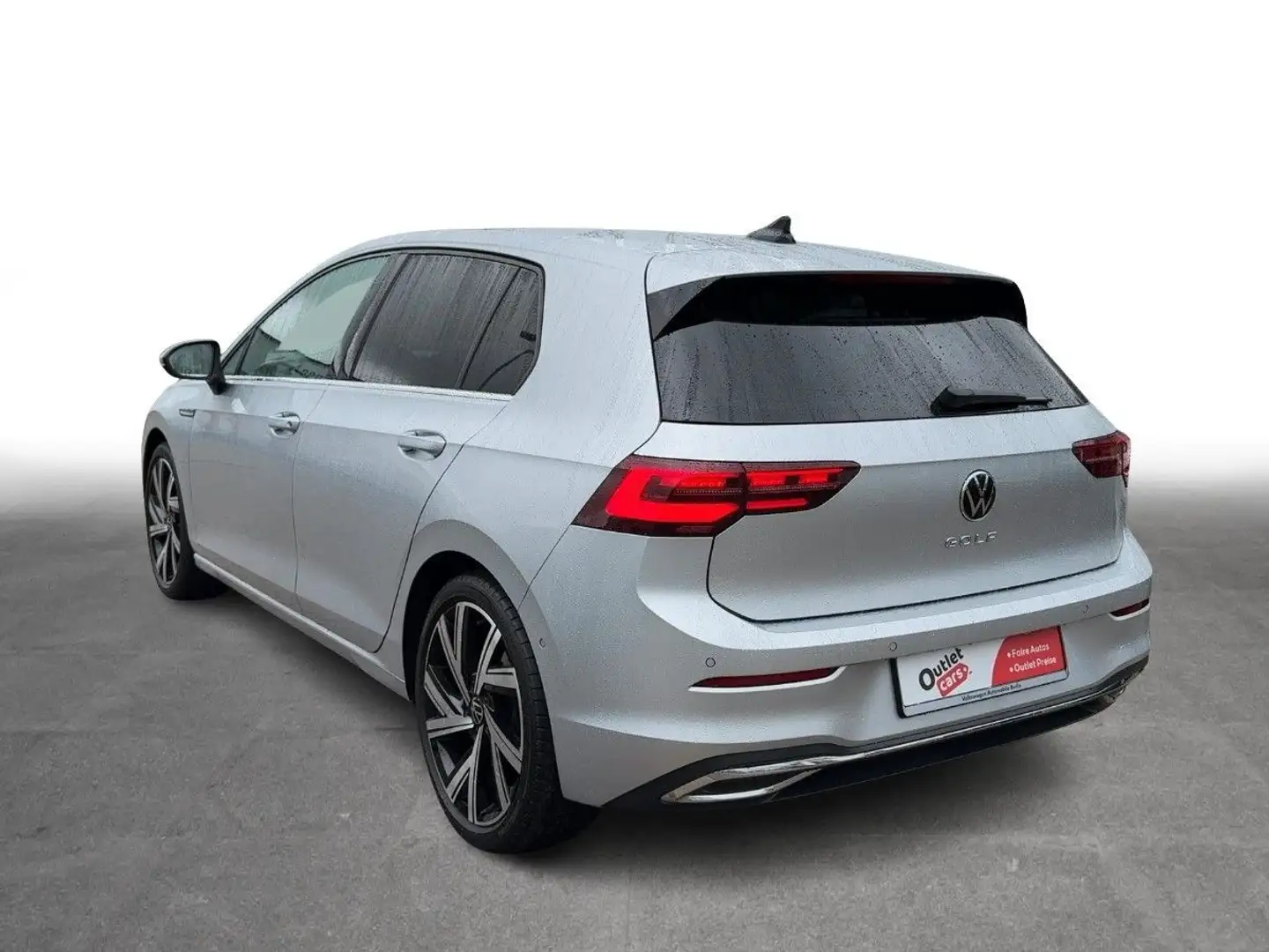 Volkswagen Golf VIII 2.0 TDI DSG Style Pano Navi LED SHZ Plateado - 2