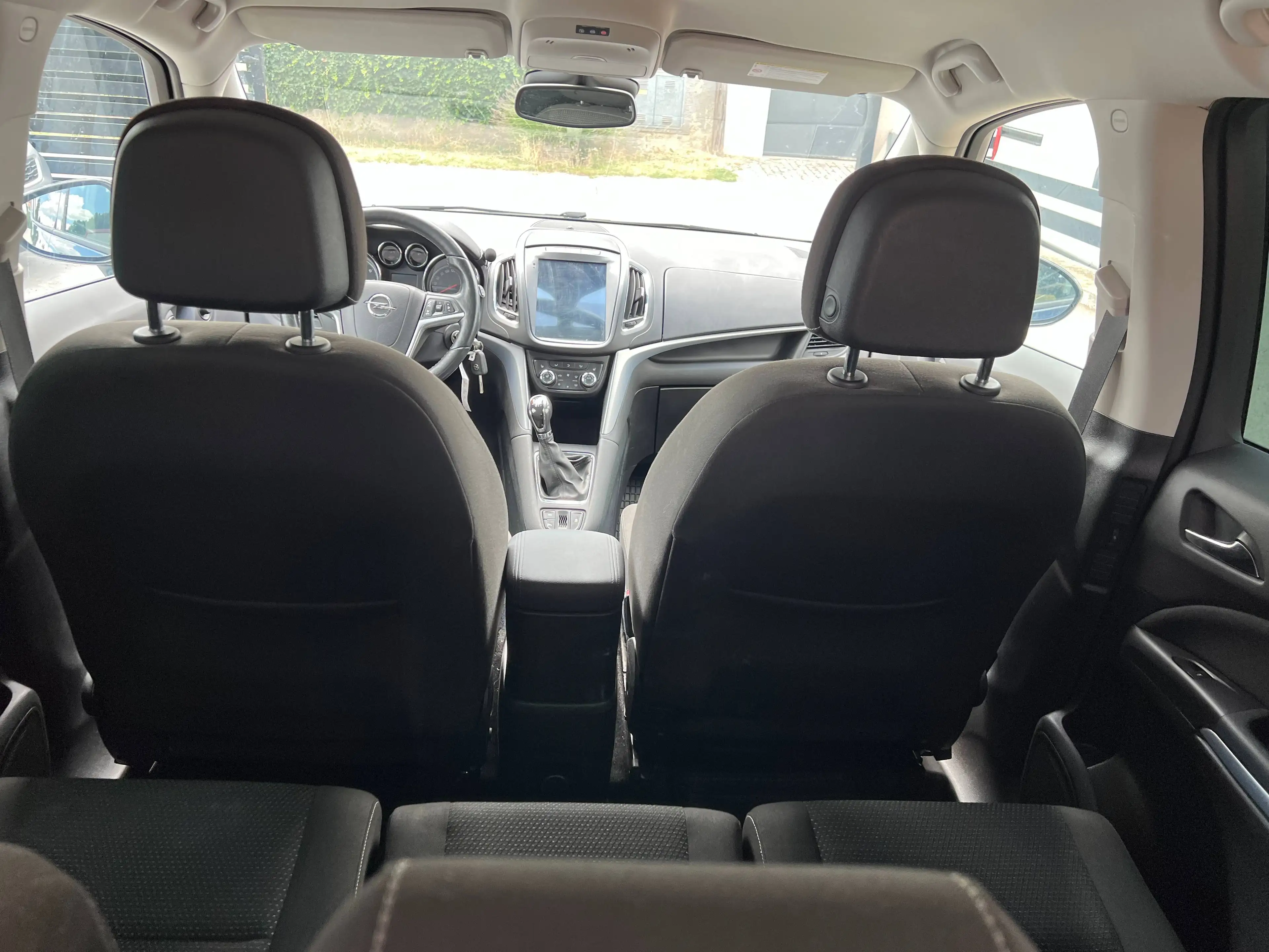 Opel Zafira Tourer Drive — photo 10
