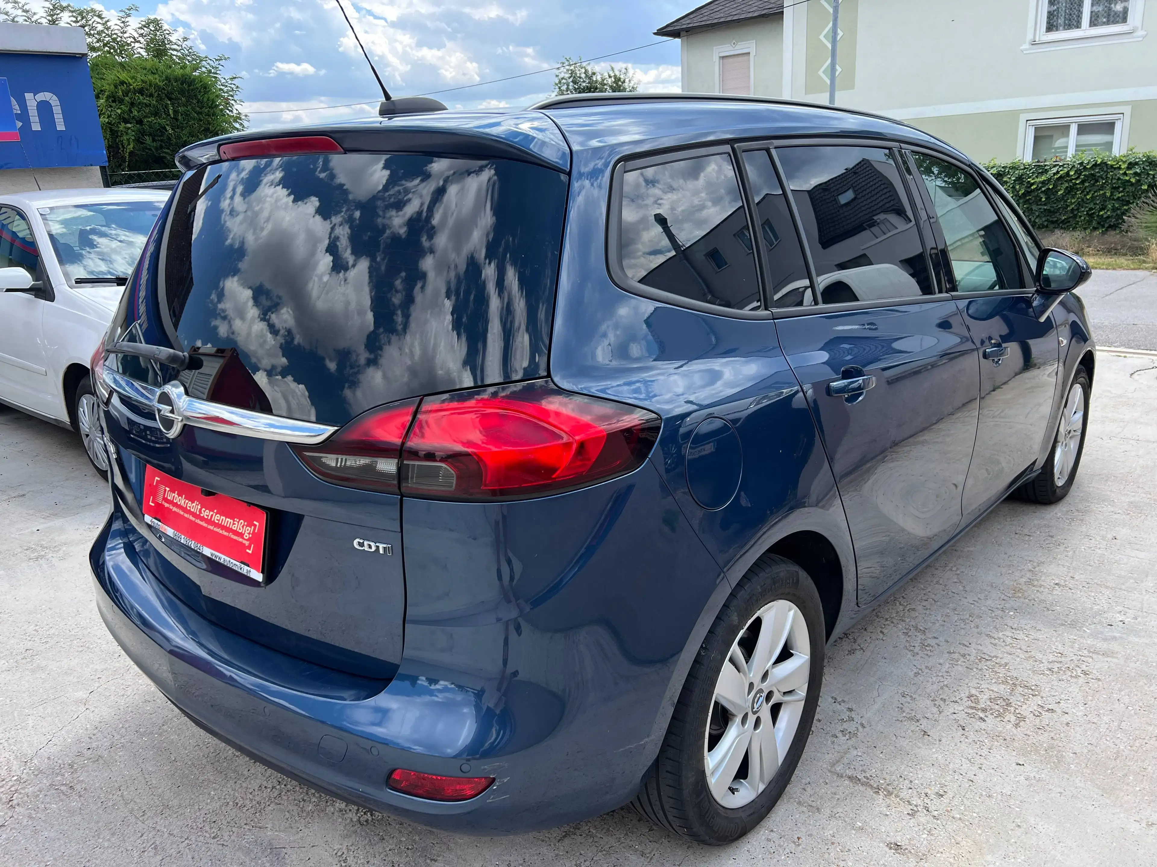 Opel Zafira Tourer Drive — photo 4