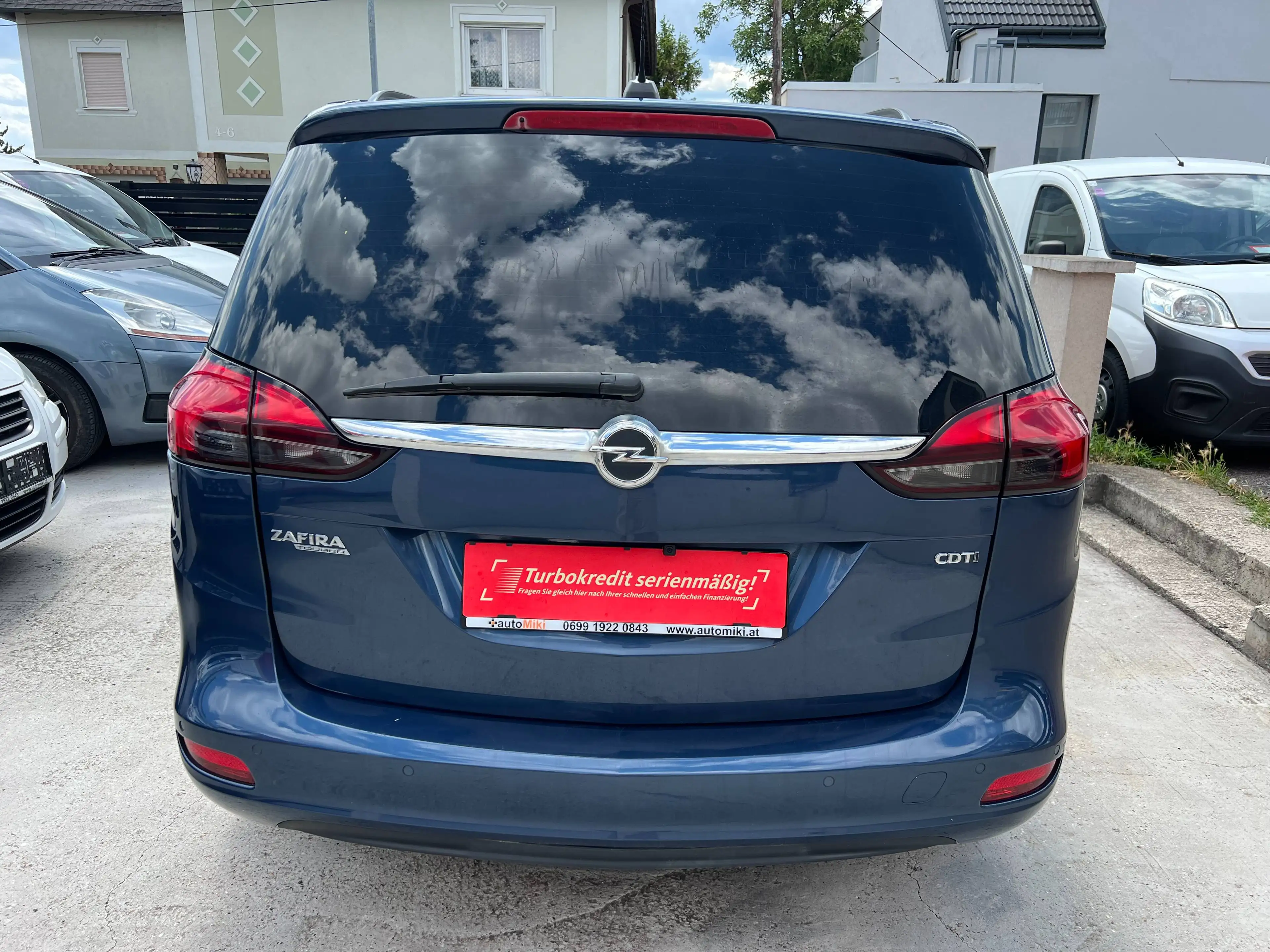 Opel Zafira Tourer Drive — photo 6