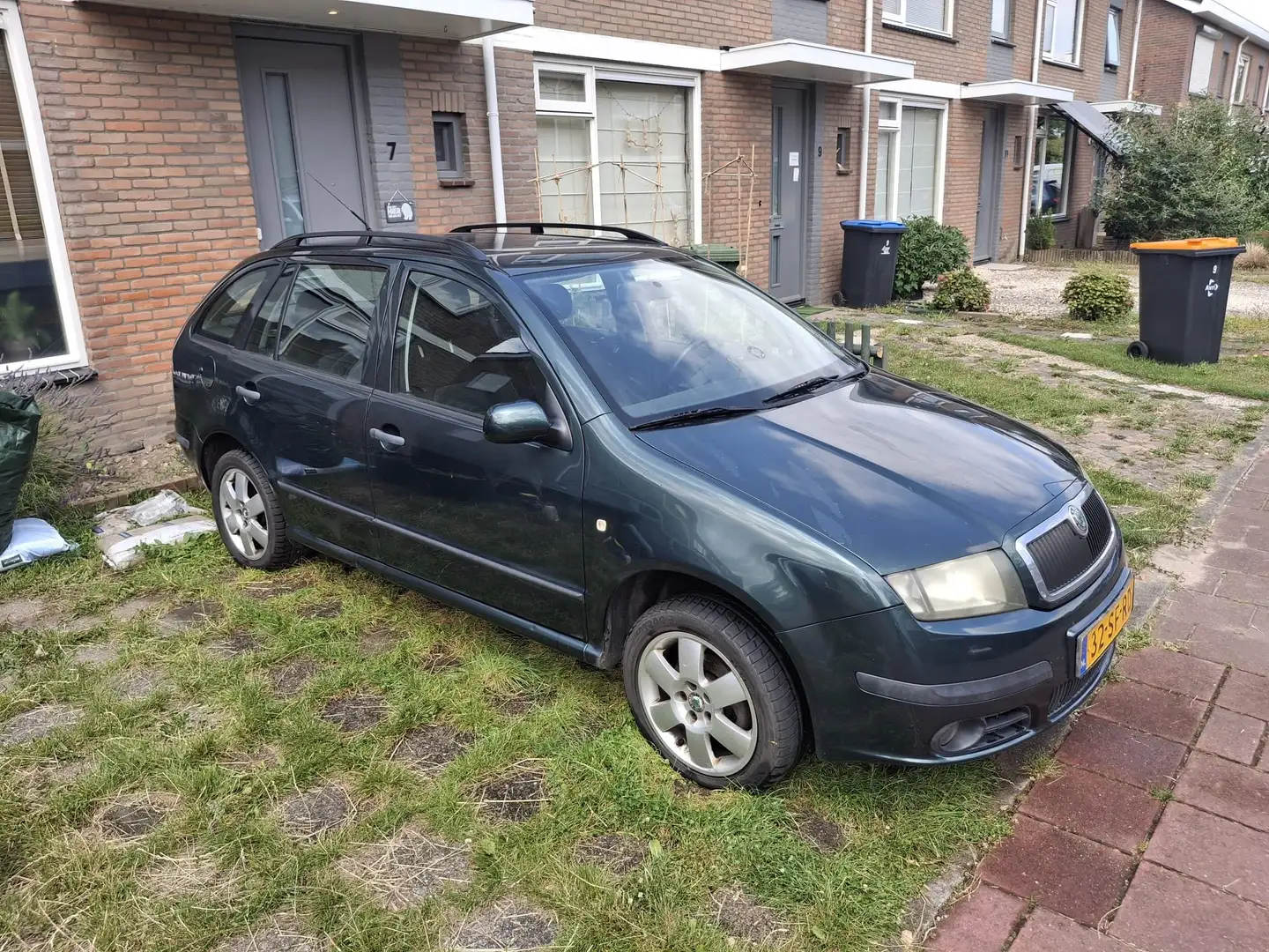 Skoda Fabia Fabia 1.4-16V Equipe plus Vert - 2