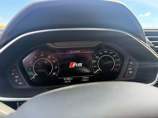 Audi Q3 RS 2,5 TFSI quattro S-tronic Ansicht 35