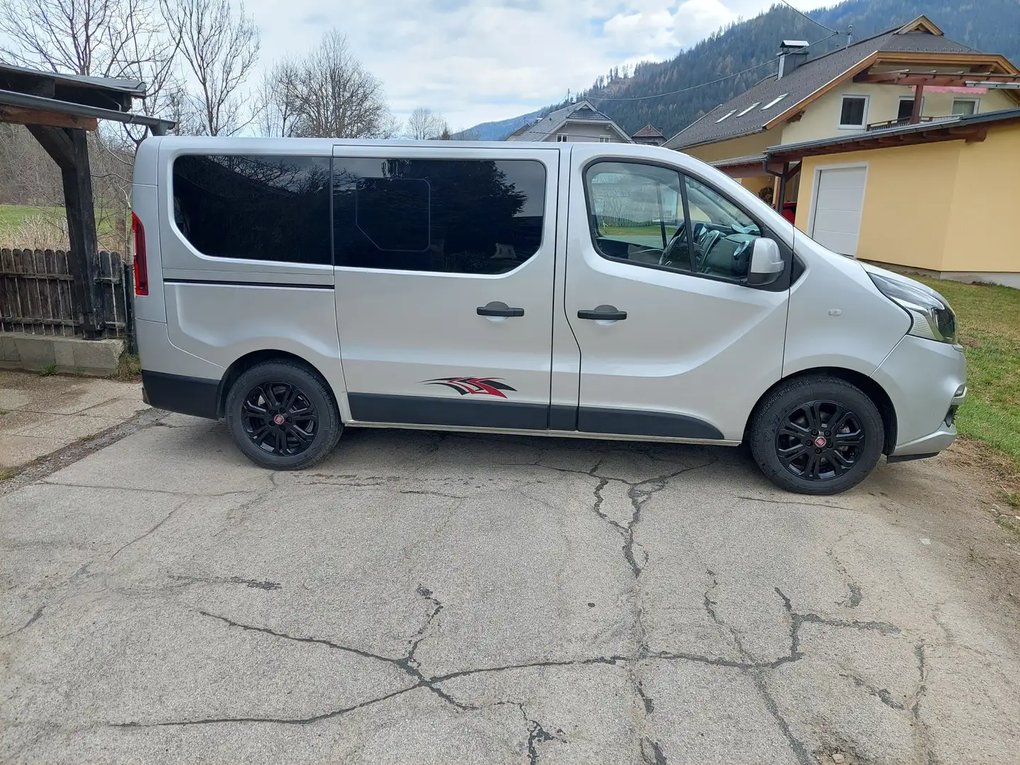 Fiat Talento Talento Panorama 3,0t 2,0 EcoJet 145 L1H1 Family Argento - 2
