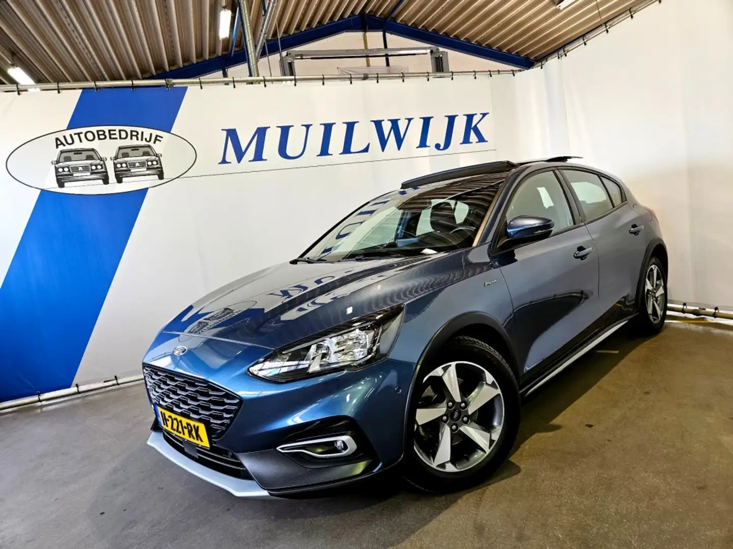 Ford Focus 1.0 EcoBoost Active Business / Panoramadak / NL Au Bleu - 2