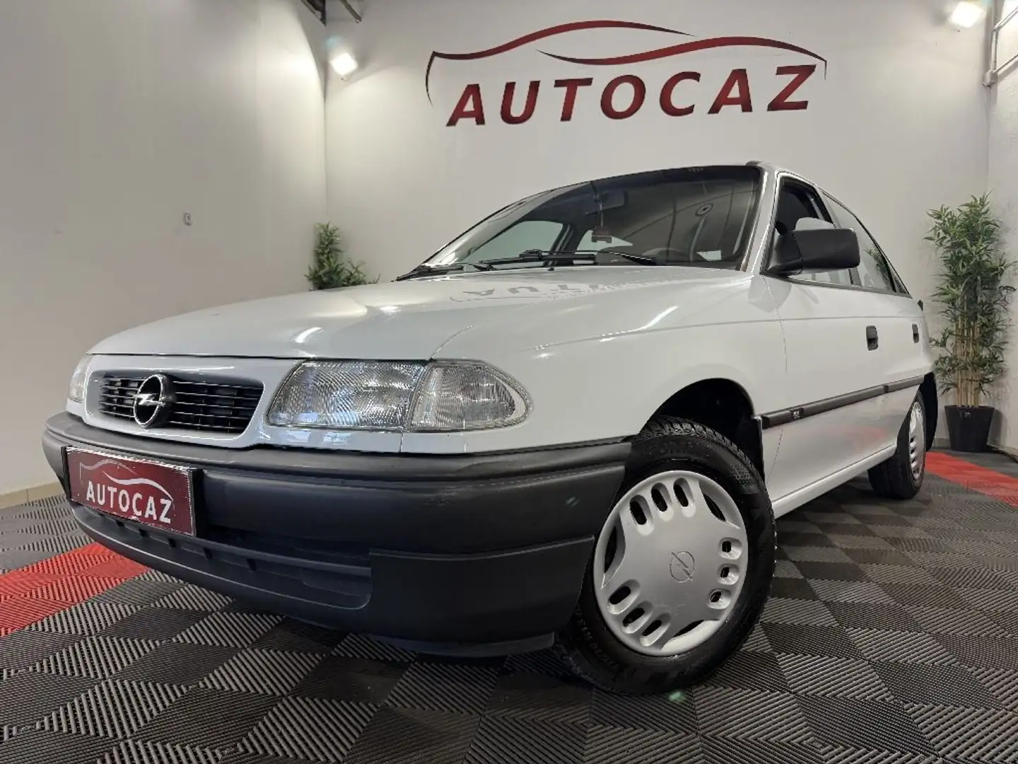 Opel Astra 1.4i 16V + 45000KMS Wit - 2