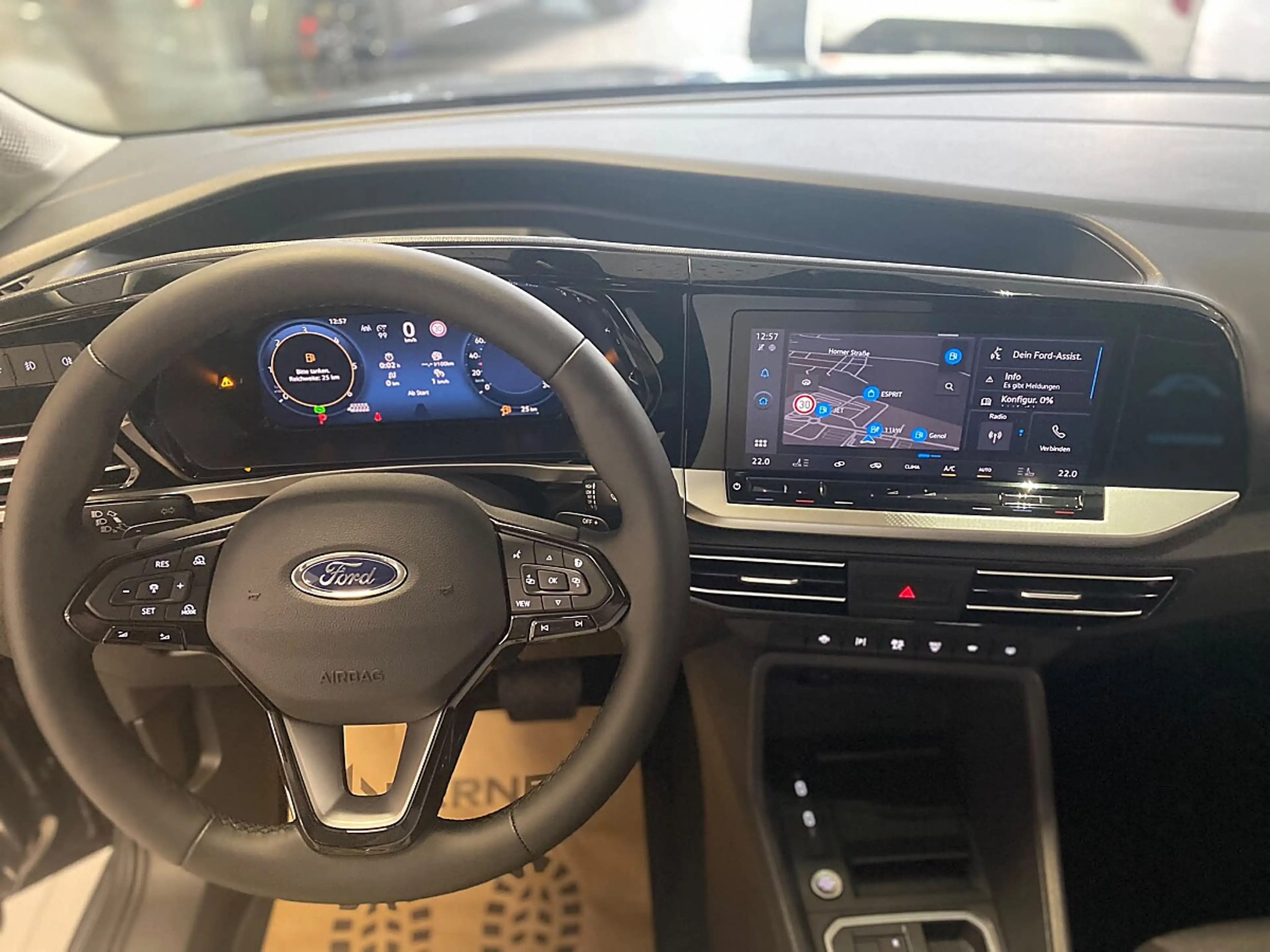 Ford Grand Tourneo Connect 2,0 EcoBlue L2 Active Aut. — photo 4