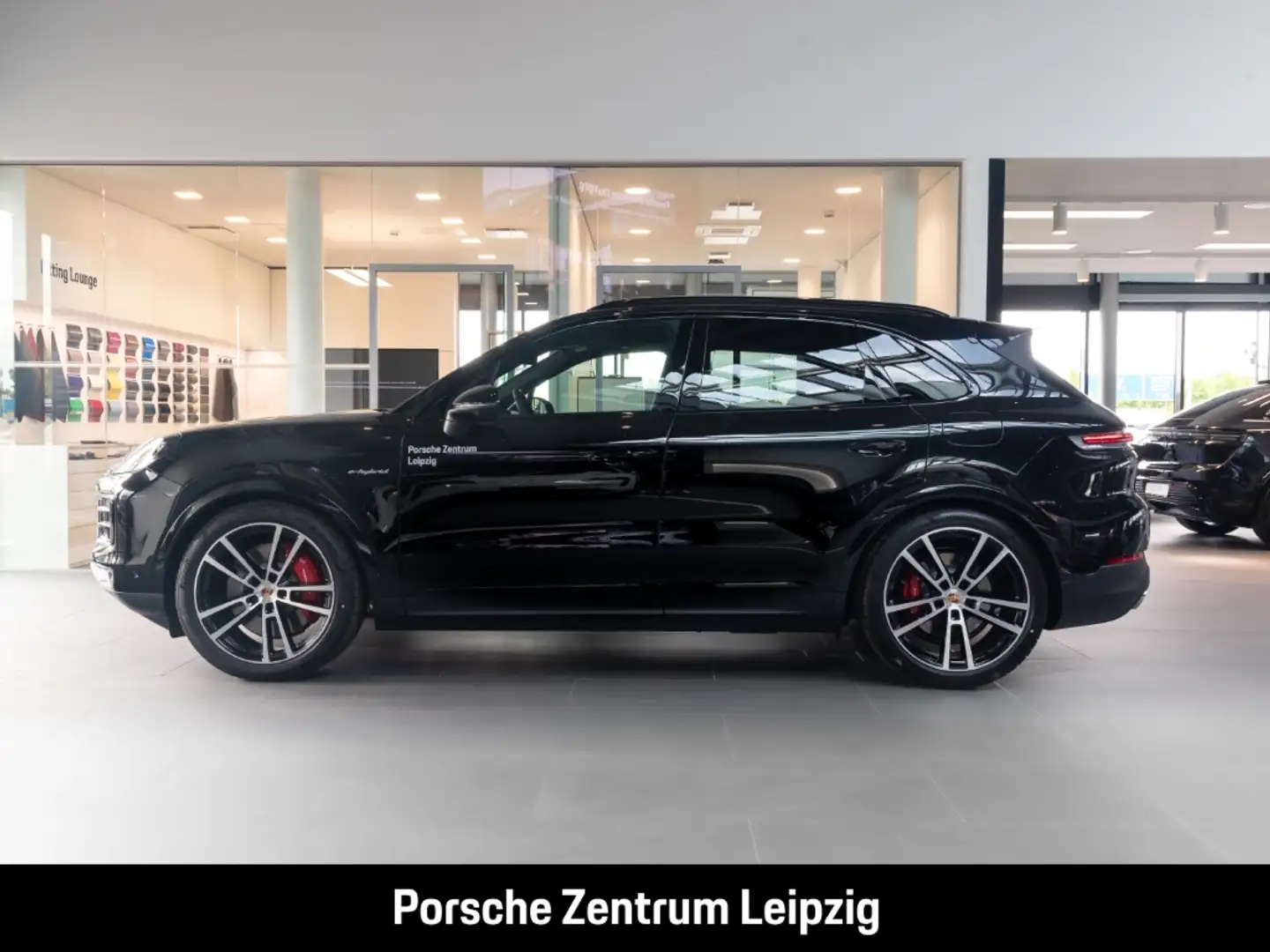 Porsche Cayenne S E-Hybrid Massage HD-Matrix AHK 22Zoll HUD Zwart - 2