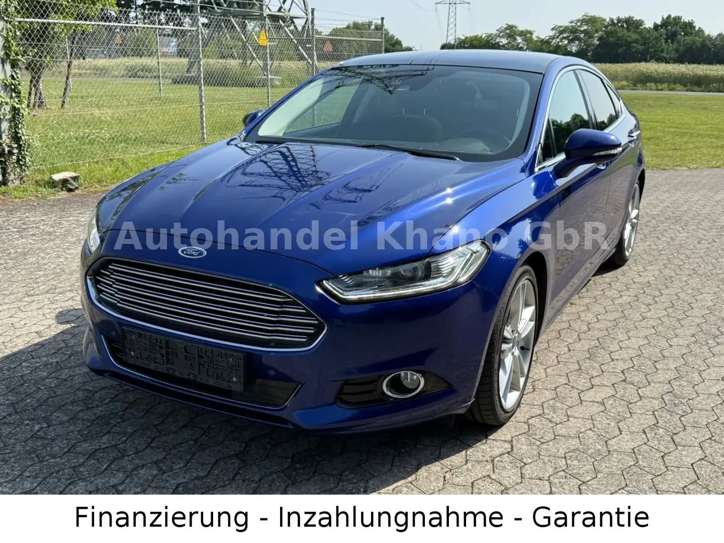 Ford Mondeo Lim. Titanium AUTOMATIK-PANO-NAVI-1.HAND Bleu - 2
