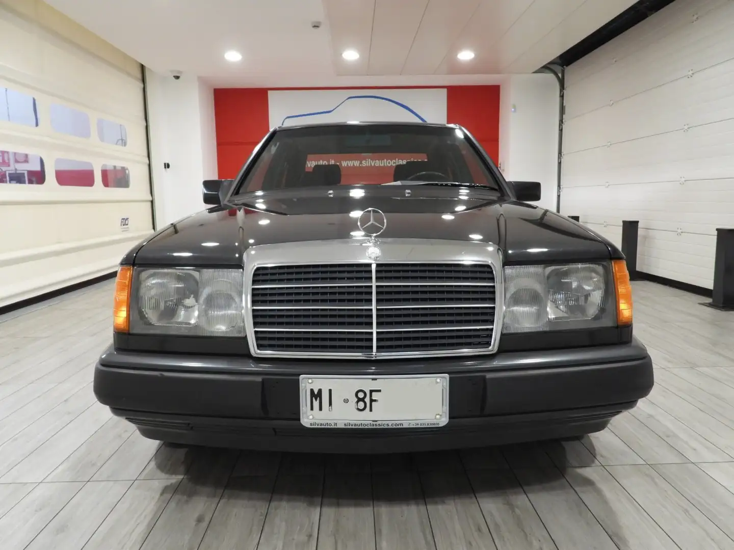 Mercedes-Benz 200 E W124 - UNICOPROPRIETARIO – MANIACALE (1987) Noir - 2