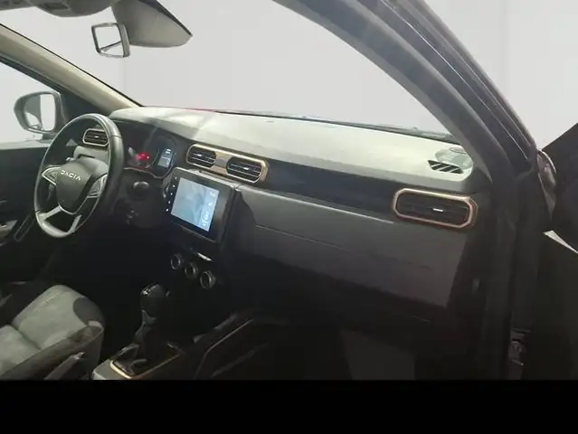 Dacia Duster view 12