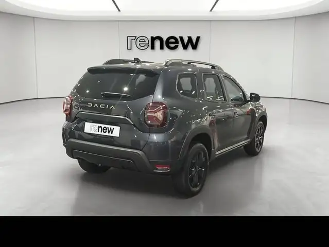 Dacia Duster view 3