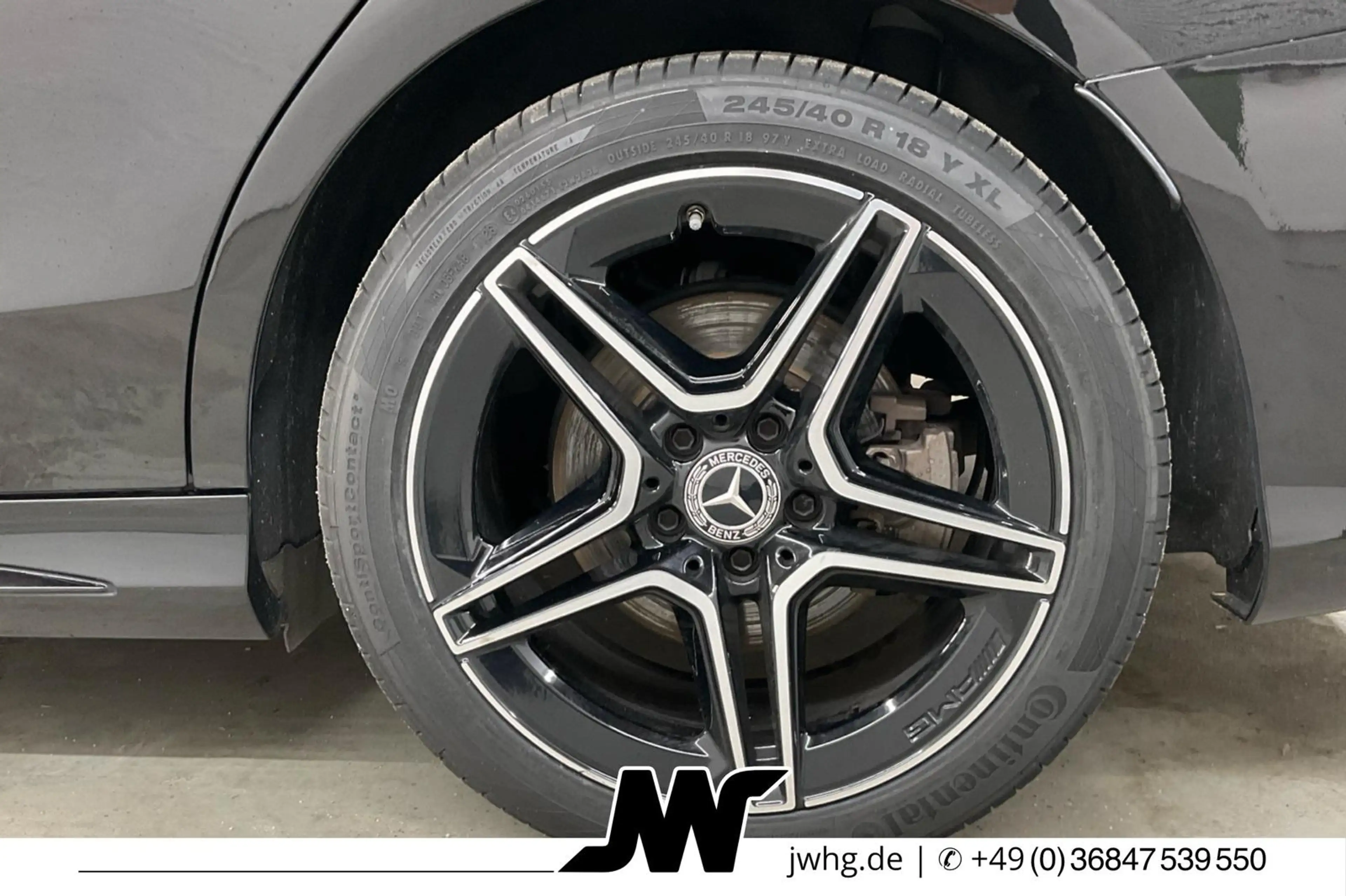 Mercedes-Benz C 300 de AMG NIGHT EDITION DISTR/360°/HUD/PANO — photo 11